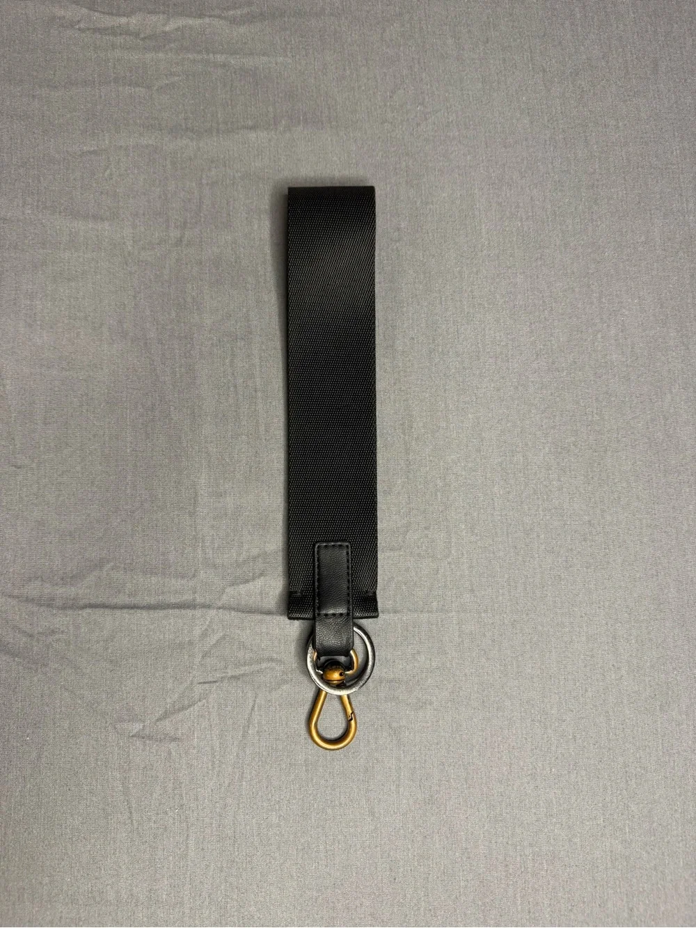 Lululemon Never Lost Keychain Black On Black Gold Silver Hardware